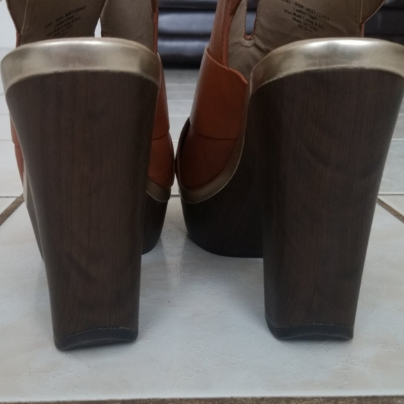 NEW Kenneth Cole Reaction Womens Coast Platform - Picture 2 of 10